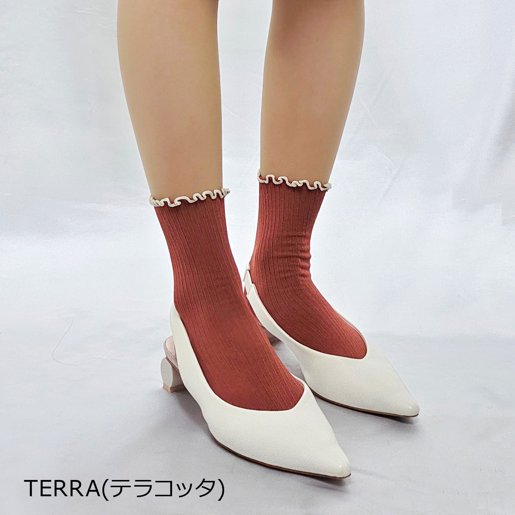 【イブレア】シルキータッチのリブクルーソックス