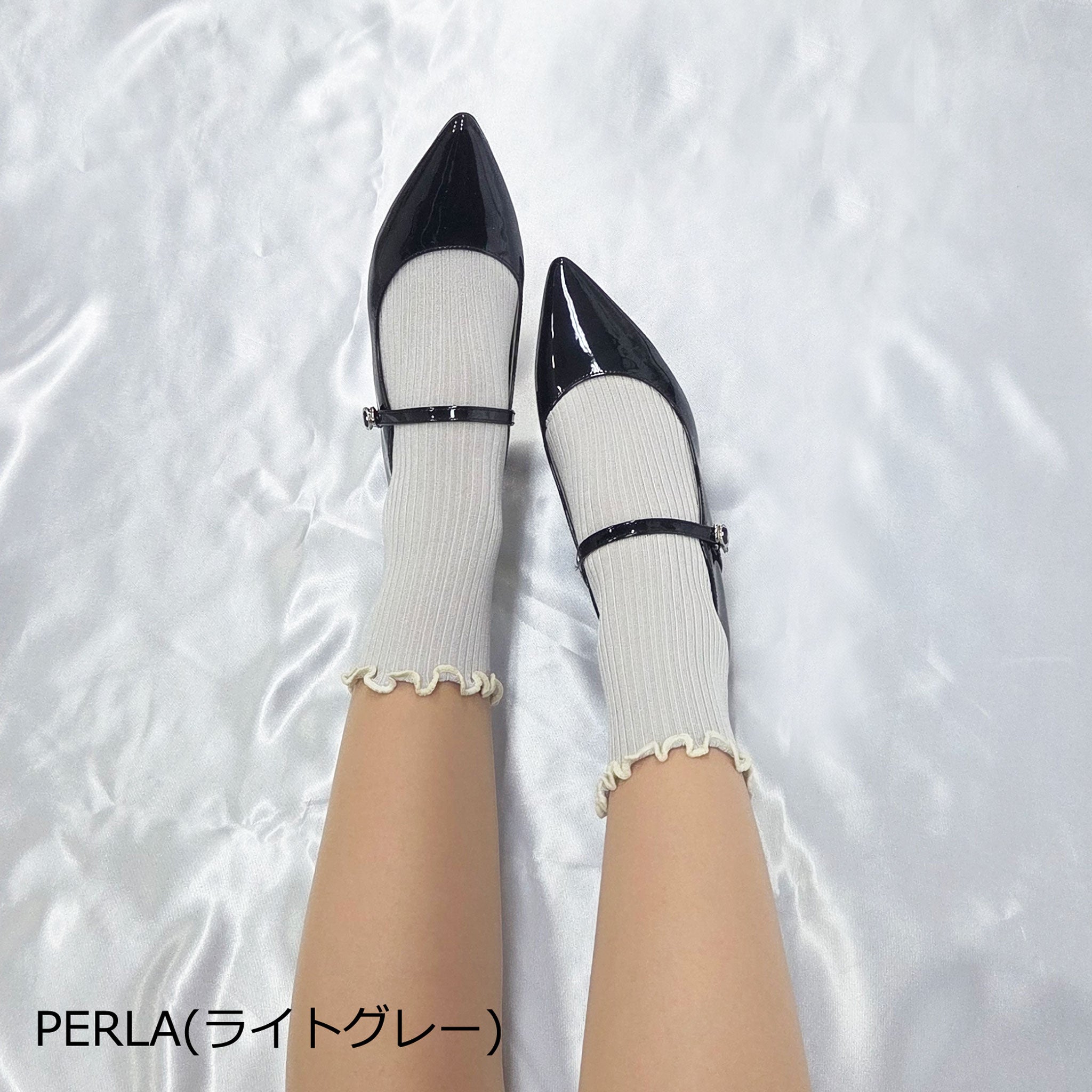 【イブレア】シルキータッチのリブクルーソックス