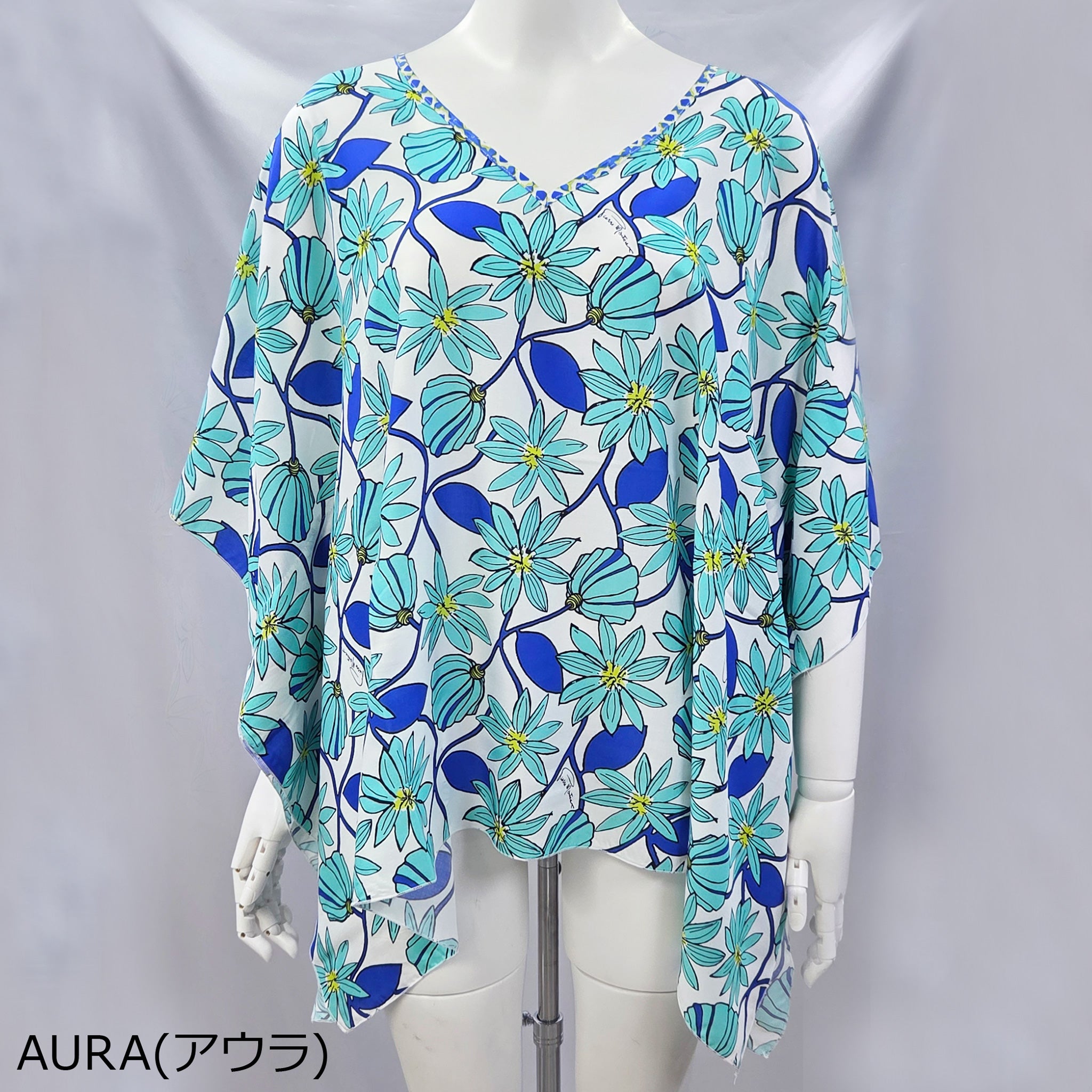 【フロレアーレ】フラワー柄ポンチョ